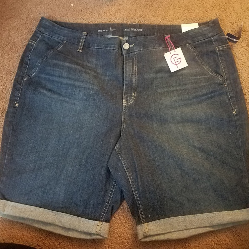 NWT Lane Bryant Bermuda shorts